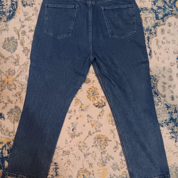 KIRKLAND Signature Women's High-Rise Straight Leg Jeans Size 16‎ Women's - Picture 2 of 8